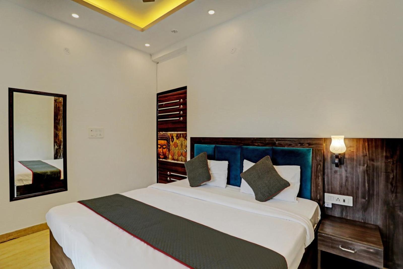 New Cozy Cave Hotel New Delhi